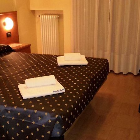 Hotel Sanson Vittorio Veneto Extérieur photo