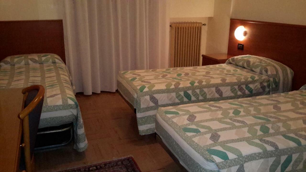 Hotel Sanson Vittorio Veneto Extérieur photo
